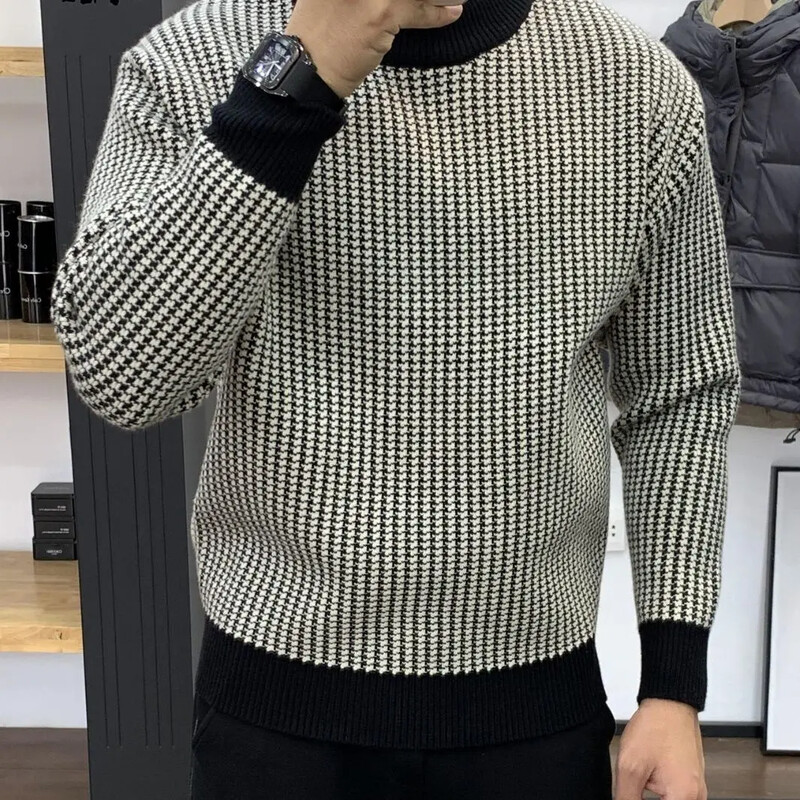 Rudens ziemas apaļš kakls, biezināts trikotāžas džemperis vīriešu daudzpusīgs rūtains slaids novājēšanu gludi siluets bāzes piedurkne moderns
