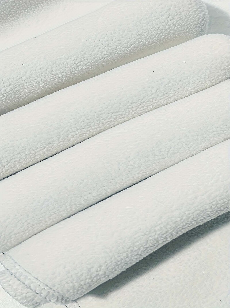 Jaunas 2024. gada ziemas lielizmēra sieviešu trikotāžas auduma ar flaneļa oderējumu veidotas britu elegantas formālā modes stila bikses.