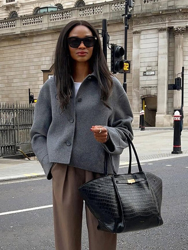 Pelēks ikdienas modes sieviešu mētelis, noliekta apkakle ar vienrindu brīvi īsi mēteļi, jauni retro rudens ziemas vienkrāsaini virsdrēbes