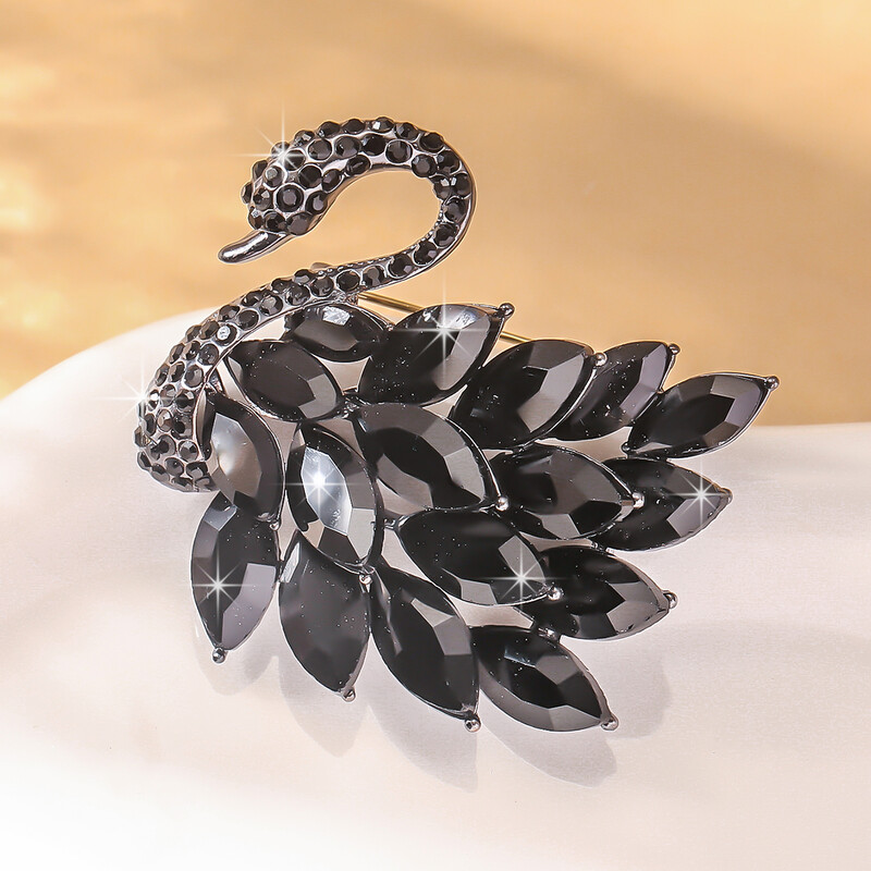 Eleganta kristāla gulbja piespraude sievietēm un meitenēm — dzirkstoša kalnu kristāla dzīvnieku pin-804014