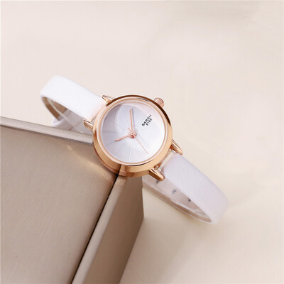 modni tanak kožni ženski kvarcni casual sat