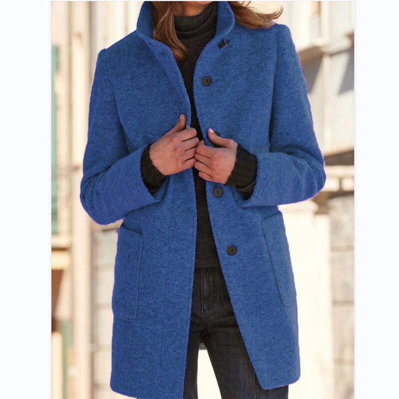 2023. gada rudens, ziema, jauns vienkrāsains, modes statīvs, apkakle ar garām piedurknēm vidēja garuma jakas sievietēm ar vaļīgu kabatas pogu, universāls mētelis