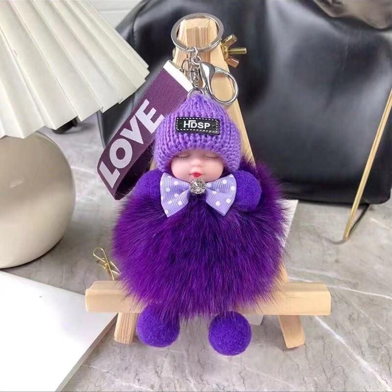 Automašīnas kulons no īstas lapsas kažokādas, lelles naktsveļa, multfilmas atslēgu piekariņš, plīša lelle, jauka soma