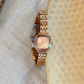 1kom novodošli, čvrsti remen od nehrđajućeg čelika, ležeran, jednostavan, moderan, vodootporan, mini kvadratni ženski kvarcni sat s ružičastim zlatom