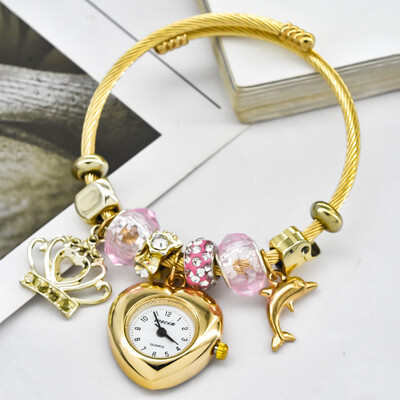 Дамски часовник с гривна Love със стилен декор Изискан кръгъл кварцов часовник Ежедневна елегантност