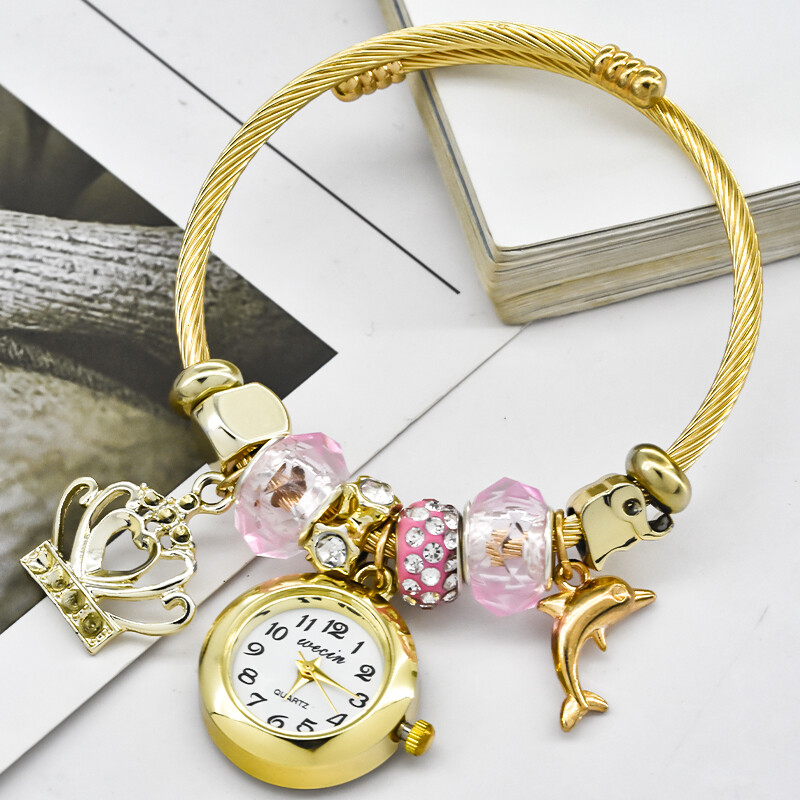 Дамски часовник с гривна Love със стилен декор Изискан кръгъл кварцов часовник Ежедневна елегантност