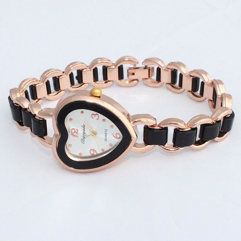 Popularni ležerni ženski ženski satovi Djevojački sat u obliku srca Narukvica Luksuzna haljina Kvarcni modni ručni sat