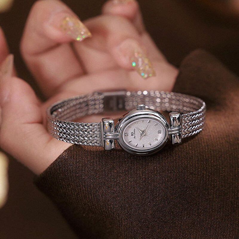 Ceasuri de damă Ceas de cuarț oval de marcă de lux Cadouri pentru femei Ceas de mână vintage, elegant, rezistent la apă, brățară de grâu auriu