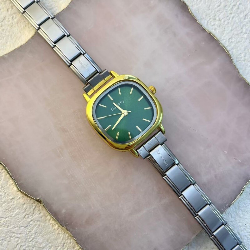 Elegantni dizajn Minimalistički Ženski Muški Kvadratni Kvarcni sat Remen od nehrđajućeg čelika Modni rođendanski dnevni savršeni poklon