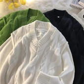 Pulover alb cu decolteu în V, îngroșat, din tricot cu cablu, pentru bărbați, iarna, cu o formă lejeră, de nișă, tricotat la modă.