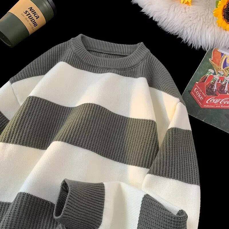 2025. gada ziemas vīriešu džemperis ar garām piedurknēm, svītrains korejiešu modes džemperis, trikotāžas džemperi, ikdienišķa kakla džemperi, Y2K ielas apģērbs