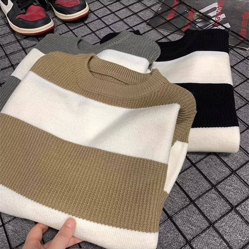 2025. gada ziemas vīriešu džemperis ar garām piedurknēm, svītrains korejiešu modes džemperis, trikotāžas džemperi, ikdienišķa kakla džemperi, Y2K ielas apģērbs