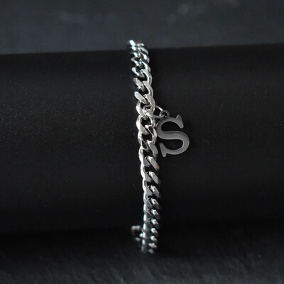 Гривни със сребърен цвят AZ инициал за мъже, жени, никога не избледняваща гривна от кубинска верига от неръждаема стомана с 26 буквена азбука