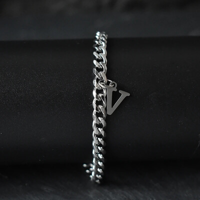 Гривни със сребърен цвят AZ инициал за мъже, жени, никога не избледняваща гривна от кубинска верига от неръждаема стомана с 26 буквена азбука