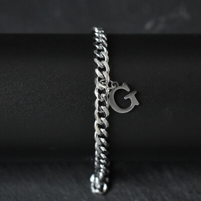 Гривни със сребърен цвят AZ инициал за мъже, жени, никога не избледняваща гривна от кубинска верига от неръждаема стомана с 26 буквена азбука