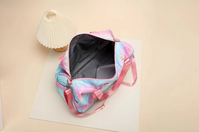 Geantă de călătorie în aer liber de mare capacitate Geantă de gimnastică cu imprimeu unicorn colorată Genți de umăr pentru copii și adulți Geantă tote pentru exterior