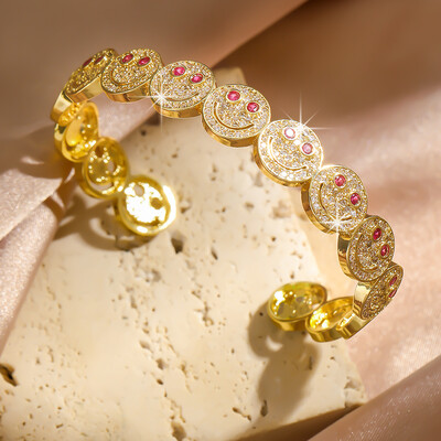 TrendMen Hiphop Rock Smiling Laugh Face Медни Циркониеви Гривни За Мъже Златен Цвят Метални Кристални Парти Гривни Бижута Подаръци