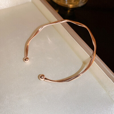 Brățară cu manșetă retro Brățări cu deschidere pentru femei Minimalism Brățări răsucite Brățară Bijuterii Mamă Soție Fete Cadouri de aniversare 