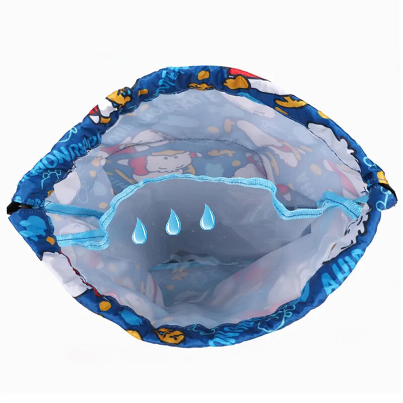 Šī ir ūdensnecaurlaidīga aukliņa sporta mugursoma pludmales bērnu ceļojumu bagāžas rokassomiņa meitenēm nedēļas nogales peldēšanas treniņu soma sportam