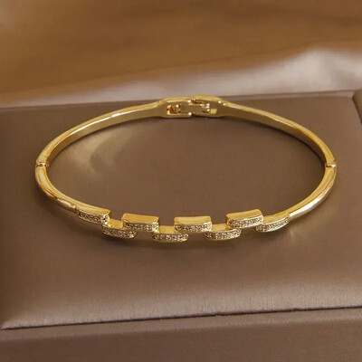 Klasiskas kristāla burtu ģeometriskas vaļējas rokassprādzes un rokassprādzes sievietēm Modes zīmolu rotaslietas panka stila aproces