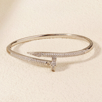 Cupru cu deschidere cu zirconiu Brățară simplă la modă pentru femei Bijuterii din oțel inoxidabil pentru femei la modă Cadouri de vacanță pentru prietene