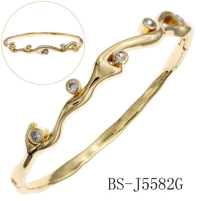 Cupru cu deschidere cu zirconiu Brățară simplă la modă pentru femei Bijuterii din oțel inoxidabil pentru femei la modă Cadouri de vacanță pentru prietene