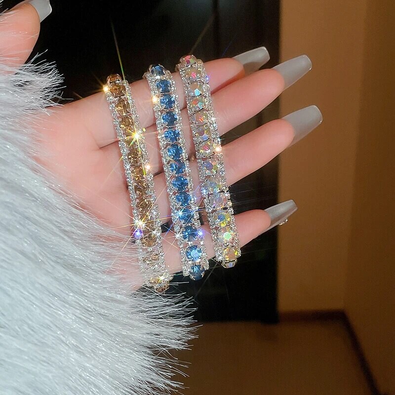 Okrugla narukvica s kopčom od kamenčića za žene Osobnost Šarene narukvice Temperament Svjetlost Luksuzni otmjeni dodaci Veleprodaja