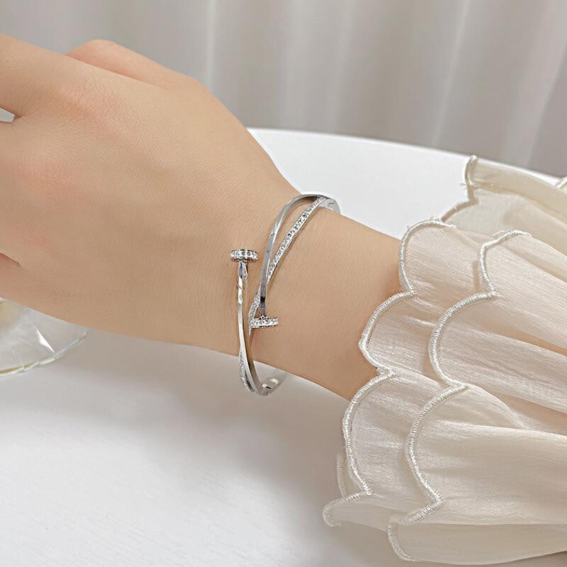 RAKOL Trendovske cirkonijeve narukvice za nokte za žene Geometrijske višeslojne križne narukvice Kreativna zabava Dnevni nakit