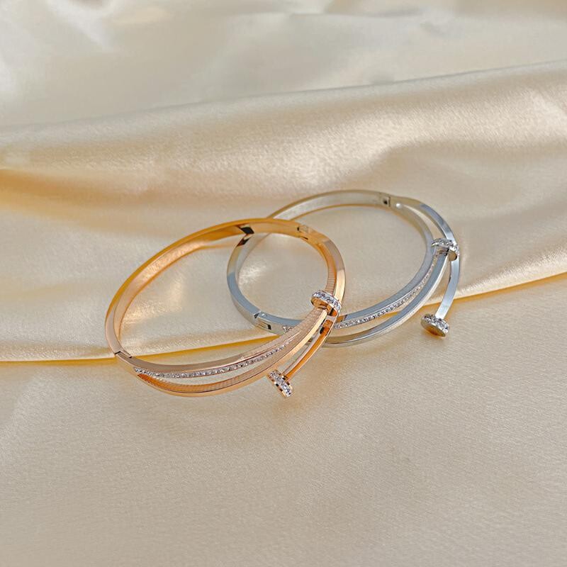 RAKOL Trendovske cirkonijeve narukvice za nokte za žene Geometrijske višeslojne križne narukvice Kreativna zabava Dnevni nakit