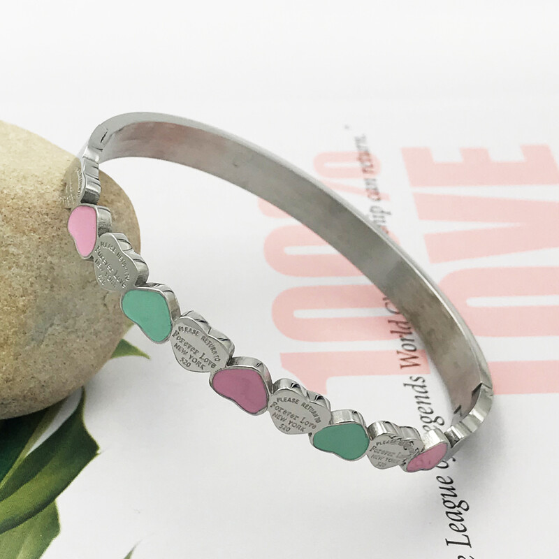 Нови гривни с маншет с талисман на сърце за момичета, злато от неръждаема стомана, 7 мм ширина, луксозна гривна за китка Сватбени жени обичат бижута