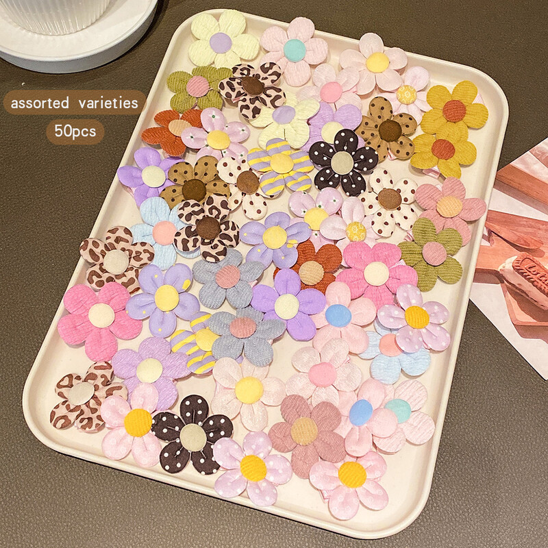 50 de agrafe de păr cu flori aleatorii colorate, accesorii de păr dulci și elegante potrivite pentru utilizarea zilnică