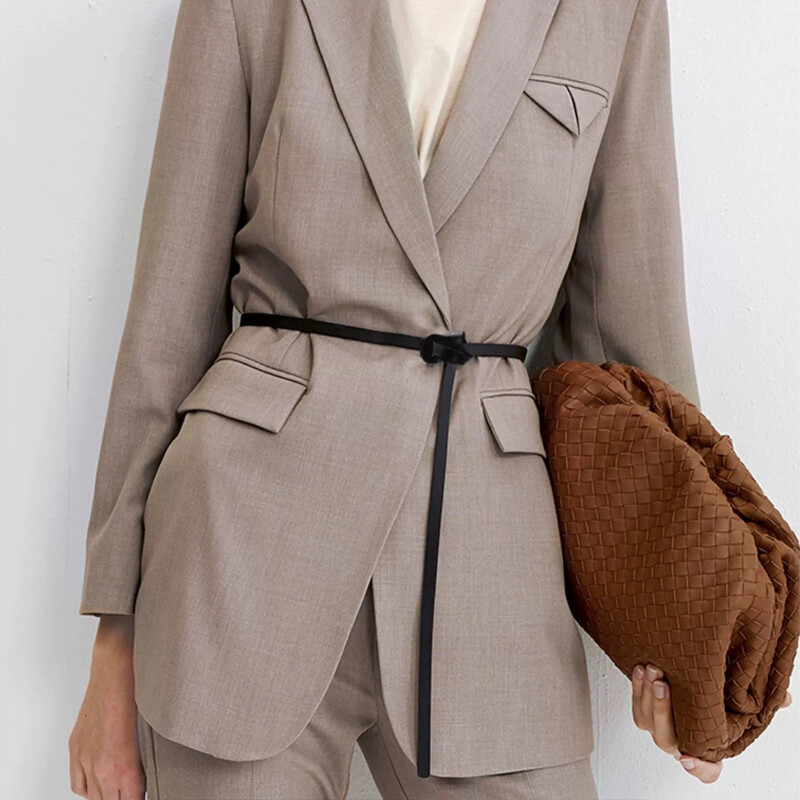 Visokokvalitetni tanki ženski remeni od prave kože, jednostavni, elegantni s osjećajem dizajna za ženske haljine, dizajnerski pojas