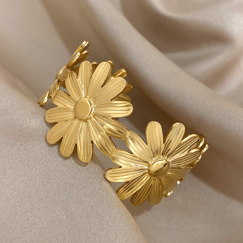 Trendi male narukvice s privjescima od nehrđajućeg čelika s cvjetovima tratinčica za žene, djevojke, slatki zlatni cvjetni lanac s otvorenim manšetama, narukvice, poklon