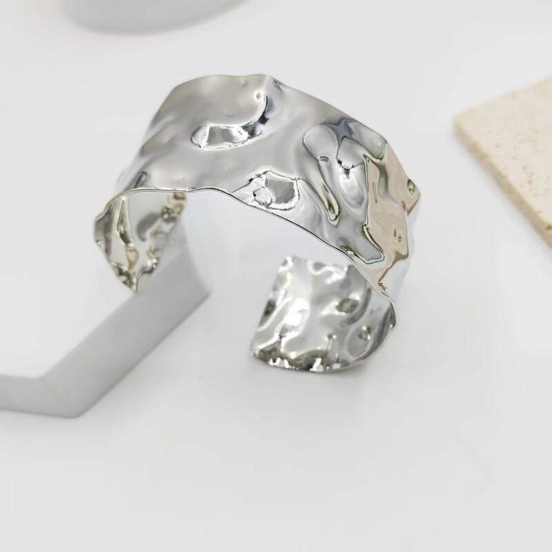 2024. Nove Punk Uworld teksturirane zlatne narukvice od nehrđajućeg čelika s podesivom manžetom i narukvicama s privjescima za žene Unikatni poklon nakita