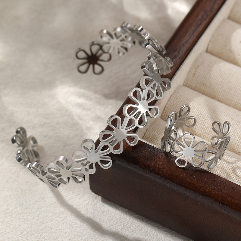 Set de inele brățară din oțel inoxidabil Flori goale Inel brățară retro neobișnuit pentru femei Bijuterii care nu se estompează Cadou de înaltă calitate Nou