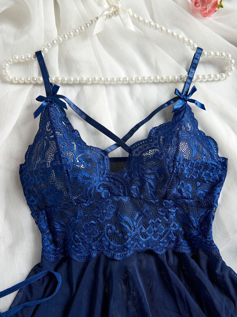 Lenjerie sexy roșie transparentă Lenjerie de corp pentru femei Lenjerie de dormit transparentă Cămașă de noapte și chiloți Seturi de pijamale pentru femeie Sexy