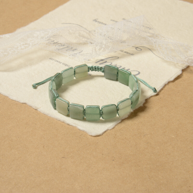 Ručno izrađene četvrtaste kamene narukvice - elegantne pastelne i zemljane nijanse s podesivim pletenim kablom za cjelodnevnu udobnost i stil