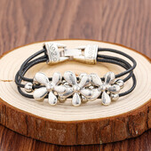 Vintage boemski etnički stil Cvjetna višeslojna kožna narukvica od užeta za muškarce Žene Narukvice za par Nakit za zabave Pokloni