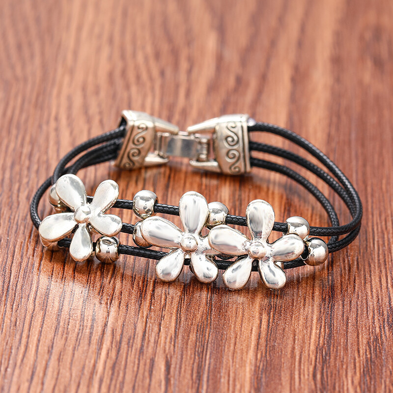 Vintage boemski etnički stil Cvjetna višeslojna kožna narukvica od užeta za muškarce Žene Narukvice za par Nakit za zabave Pokloni