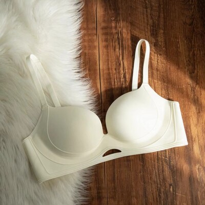 Bešavno donje rublje Žensko malo Push up na prsima Veliko bez čeličnog prstena Dodatak Push up na grudima Push up Anti-SAG Udobna naramenica