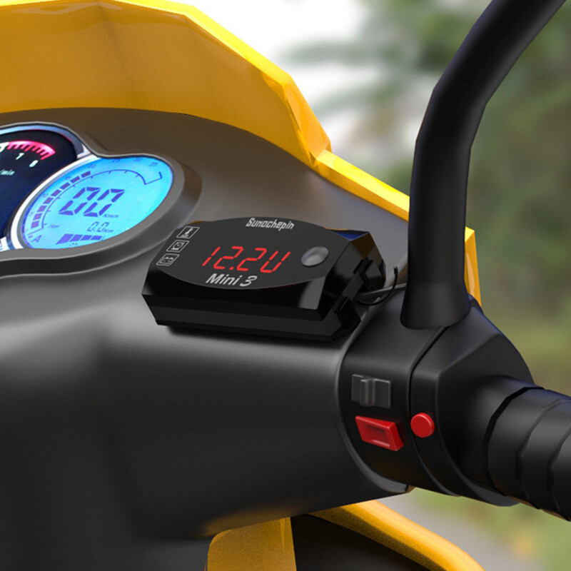 Ceas electronic 3 în 1 LED pentru motociclete Afișaj digital Voltmetru Ceas IP67 Termometru electronic colorat, impermeabil, rezistent la praf