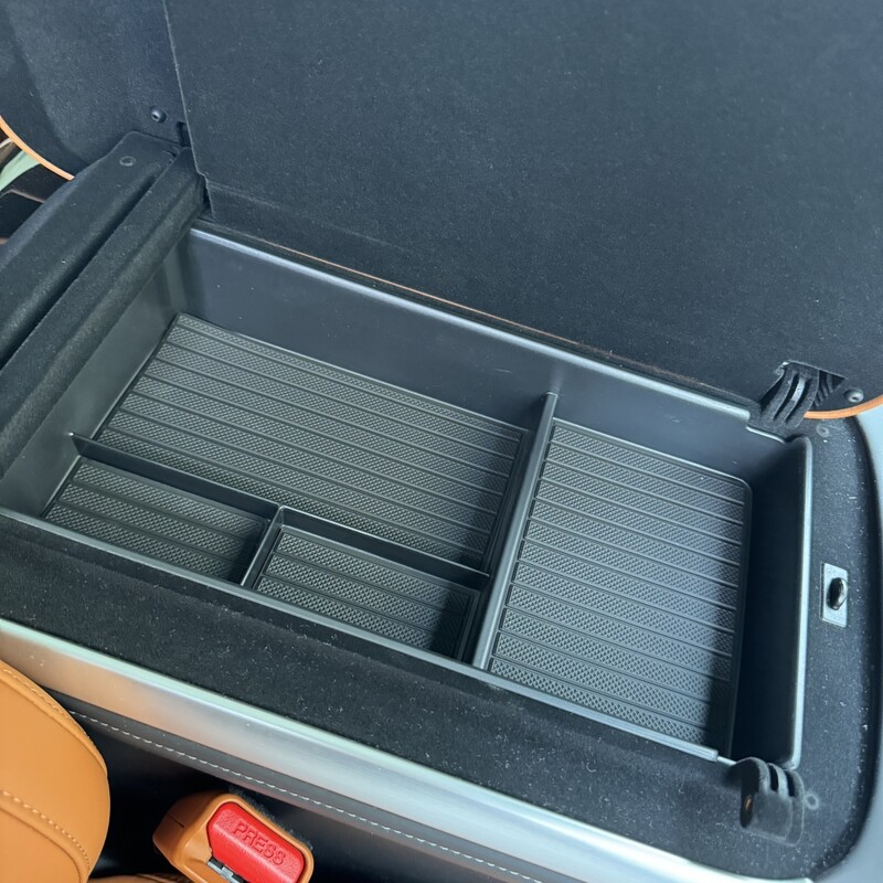 Pentru Xpeng G9 2022-2024 Cutie de depozitare pentru cotiera Cutie de depozitare pentru consola centrală Tavă cu strat inferior central Accesorii pentru organizator cu gel de silice