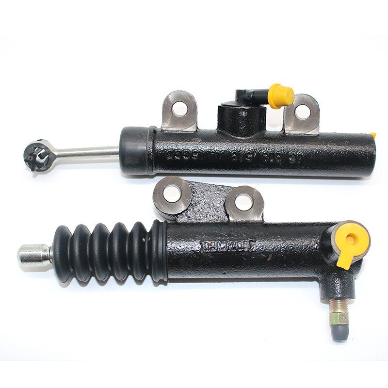 2 модела Помпа на ведомия цилиндър на съединителя / главен цилиндър на съединителя за китайски SAIC MAXUS LDV V80 Автомобилни моторни части