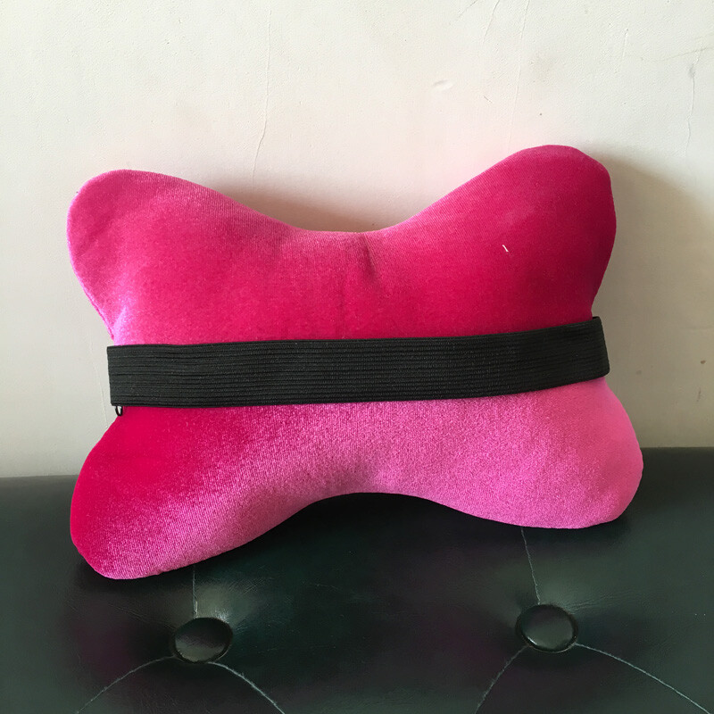 Pernă moale pentru gât mașină de pluș cu coroană de diamante cu cristal luminos în formă de os Pernă pentru tetiera vehiculului Accesorii pentru interiorul auto