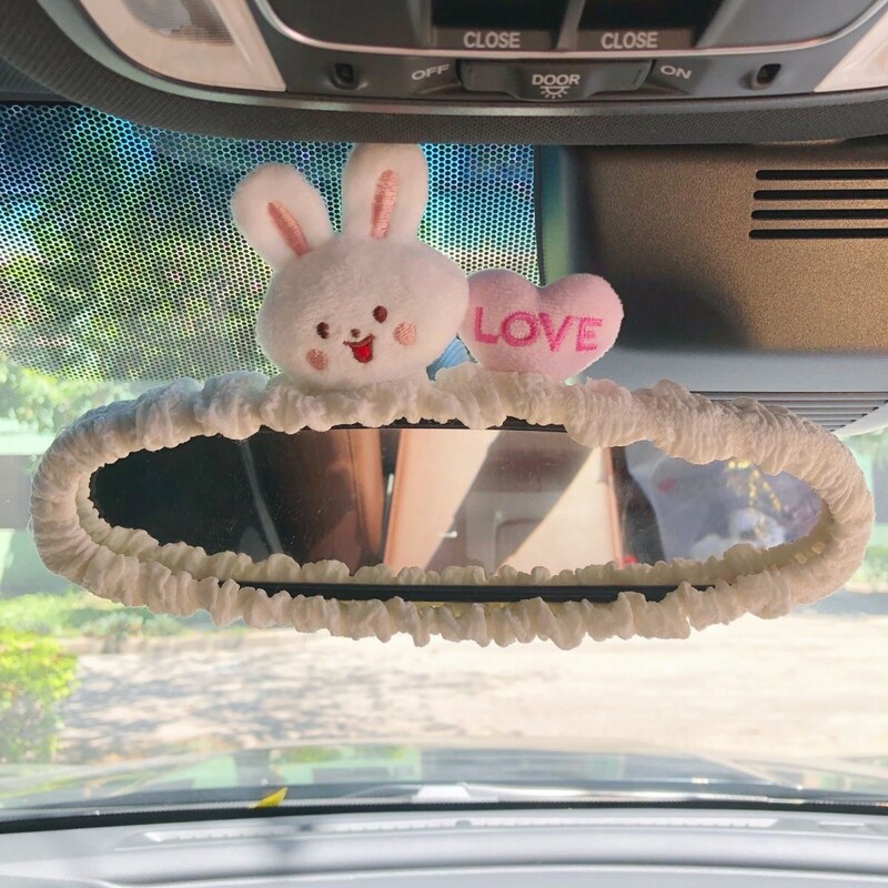 Armas kassijänes multikas turvavöö uus tahavaatepeegel Lõuna-Korea autopeegel rippuvad tarvikud roosa interjöör naine