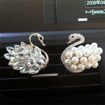 1 ΤΕΜ. Creative Swan Shape Outlet Vent Clip Luxury Diamond Aromatherapy Clip Simple Auto Diffuser Aroma