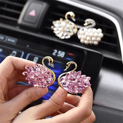 1 БР. Creative Swan Shape Outlet Vent Clip Луксозна диамантена ароматерапевтична скоба Прост автоматичен ароматен дифузор