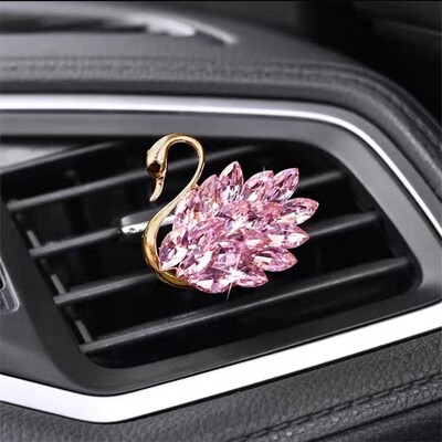 1 KOM. Creative Swan Shape Outlet Vent Clip Luksuzni Diamond Aromatherapy Clip Jednostavan Automatski Difuzor Aroma