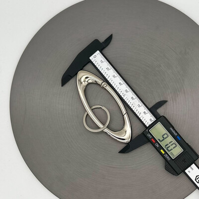 Y2K Punk Star Oval Essential Icon Carabiner Keychain Ax Shaped Mountaining Car Keyoring Gothic Backpack Decor Korean Fashion