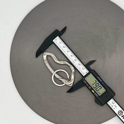 Y2K Punk Star Oval Essential Icon Carabiner Keychain Ax Shaped Mountaining Car Keyoring Gothic Backpack Decor Korean Fashion